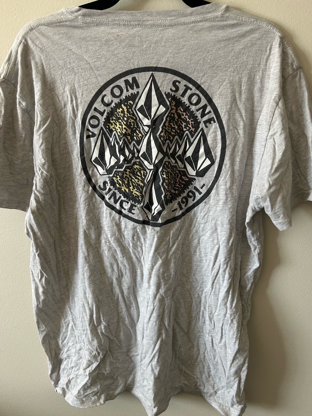Volcom Tee - Large - Picture 3 of 4